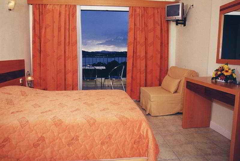 Corfu Hellinis Hotel Kanoni  Oda fotoğraf
